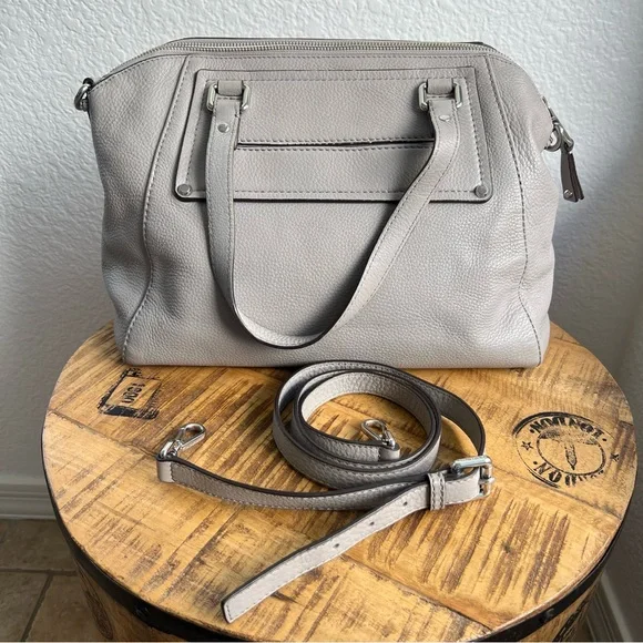 Michael Kors Gilmore East West Satchel Pebbled Leather Bag - Picture 3 of 17